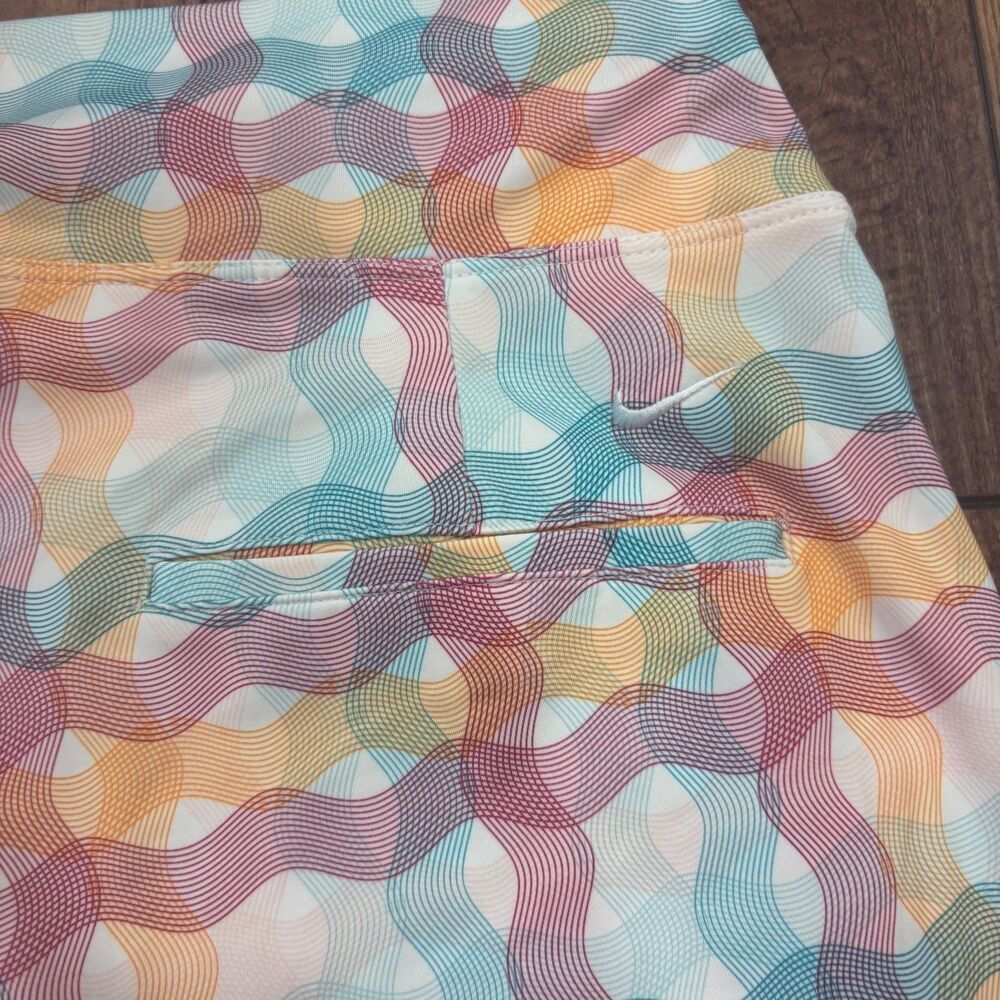 NIKE GOLF Multicolor Swirly Print Pull on Stretch Golf Pants Capri FitDry Large - Picture 6 of 11
